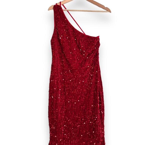Faeriesty Red Sequin Velour Floor Length Mermaid One Shoulder Gown Women's M/L - Picture 3 of 13